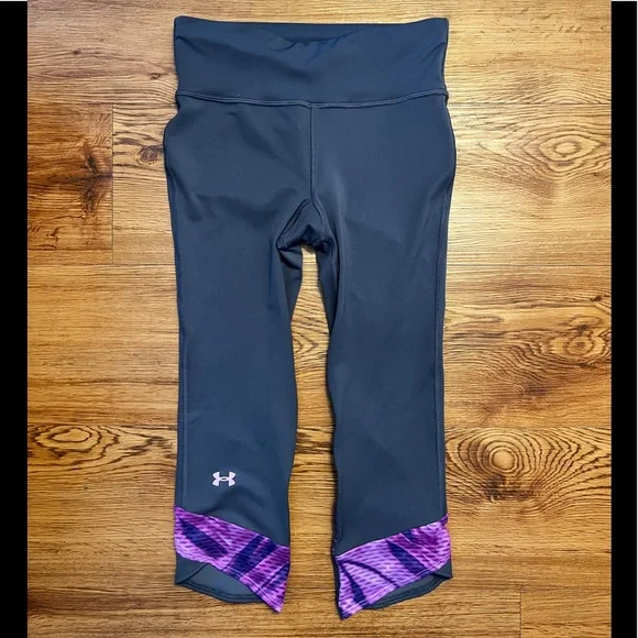 NWOT Under Armour réflective capris size x small - Picture 1 of 8